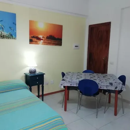 Apartment Casa Zefiro Canneto (Lipari)